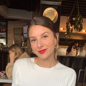 Meet your Posher, Laura